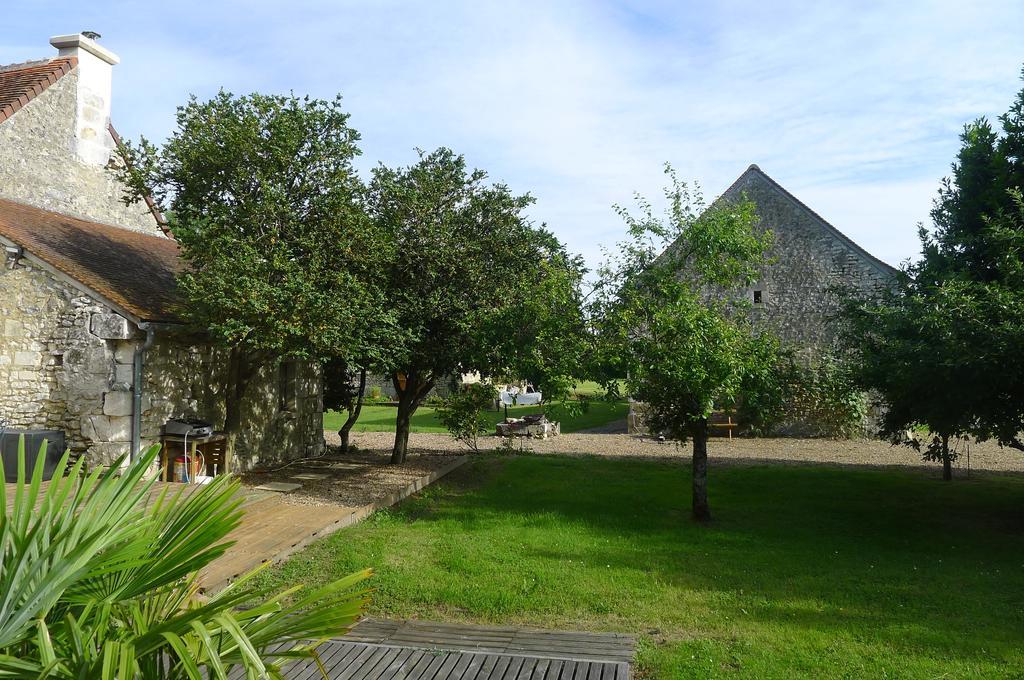 Chambre D'Hote Le Sablonnet Hotel Ciran Bagian luar foto